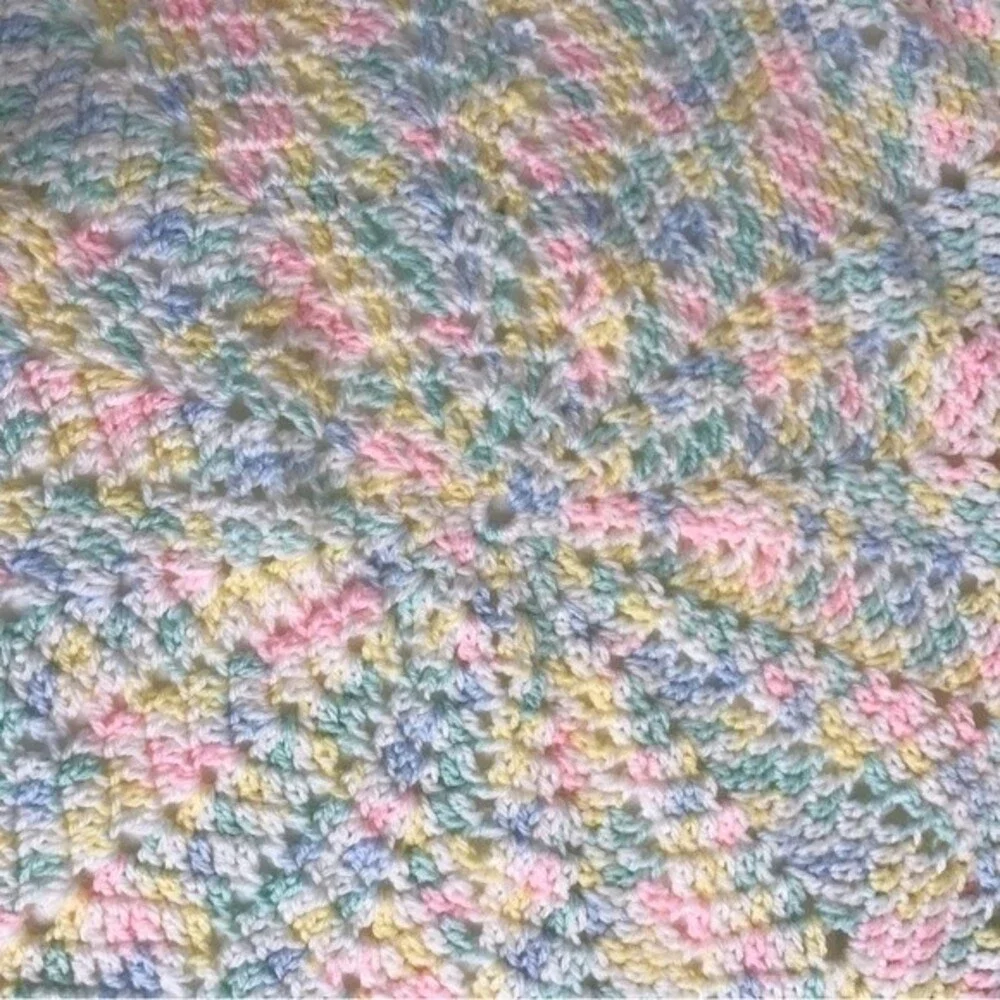 Handmade Crochet Star Shaped Baby Blanket 12 Point Blue Yellow Pink White Pastel